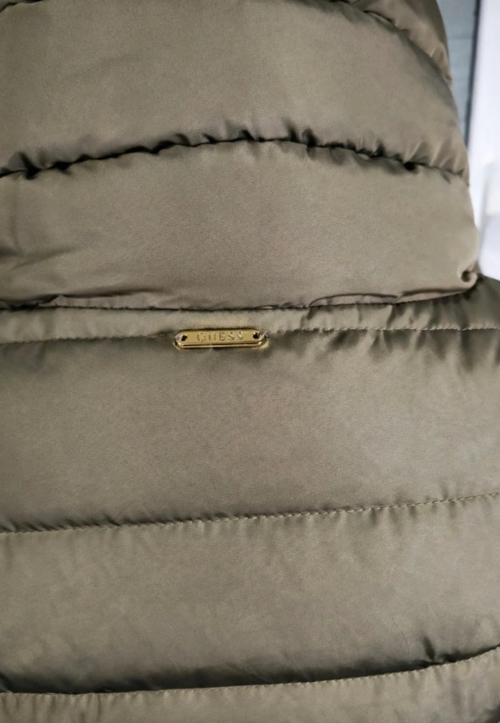 GUESS | Chaqueta acolchada verde oliva – Nueva sin usar – Talla S – photo 9